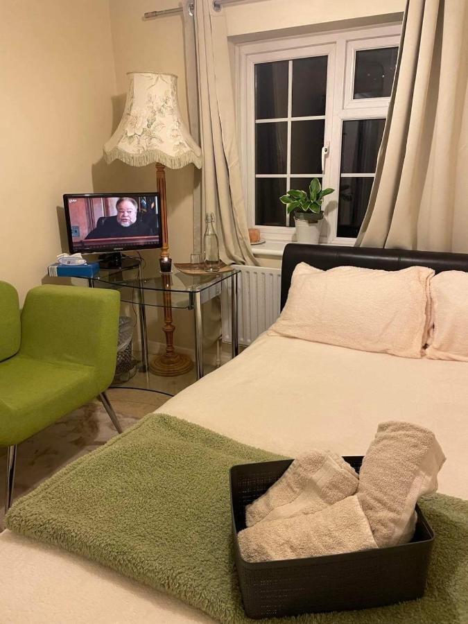 Cozy Homestay Croydon Buitenkant foto