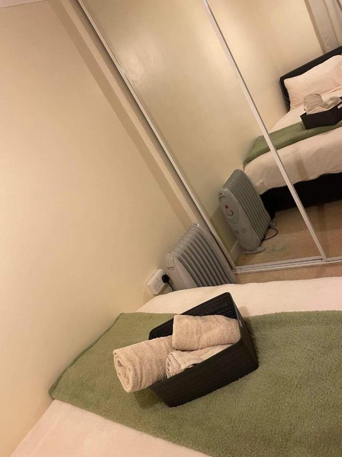 Cozy Homestay Croydon Buitenkant foto