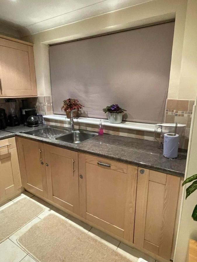 Cozy Homestay Croydon Buitenkant foto
